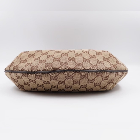 ❌️❌️SOLD❌️❌️BD41❤️ GUCCI Monogram Web Halfmoon Crossbody Bag - Picture 12 of 16